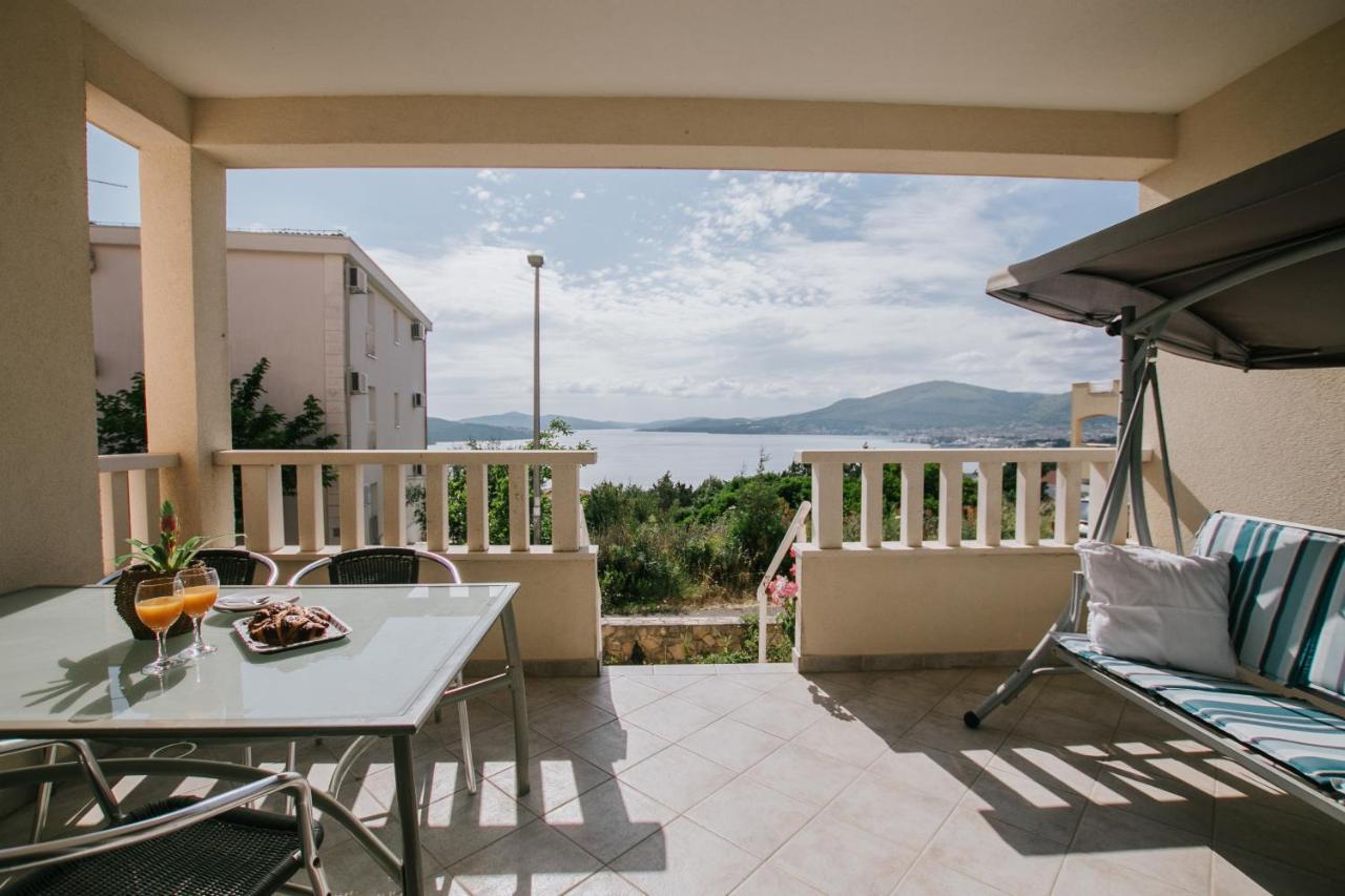 Apartman Sunny Daire Trogir Dış mekan fotoğraf