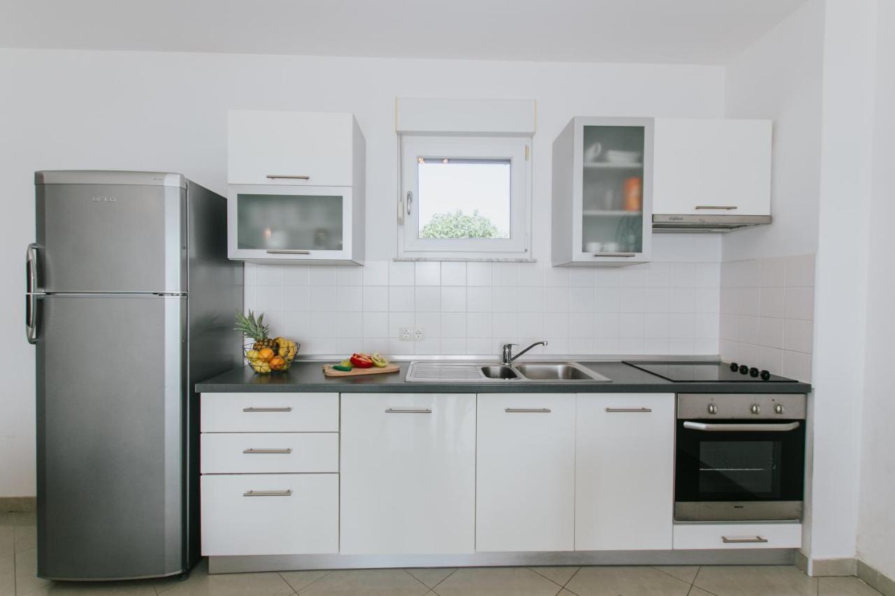Apartman Sunny Daire Trogir Dış mekan fotoğraf
