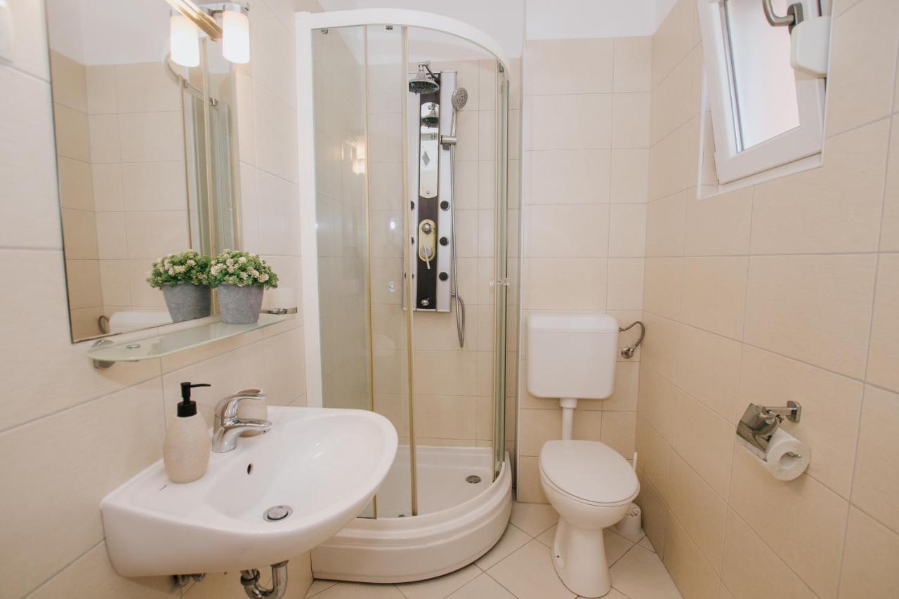 Apartman Sunny Daire Trogir Dış mekan fotoğraf