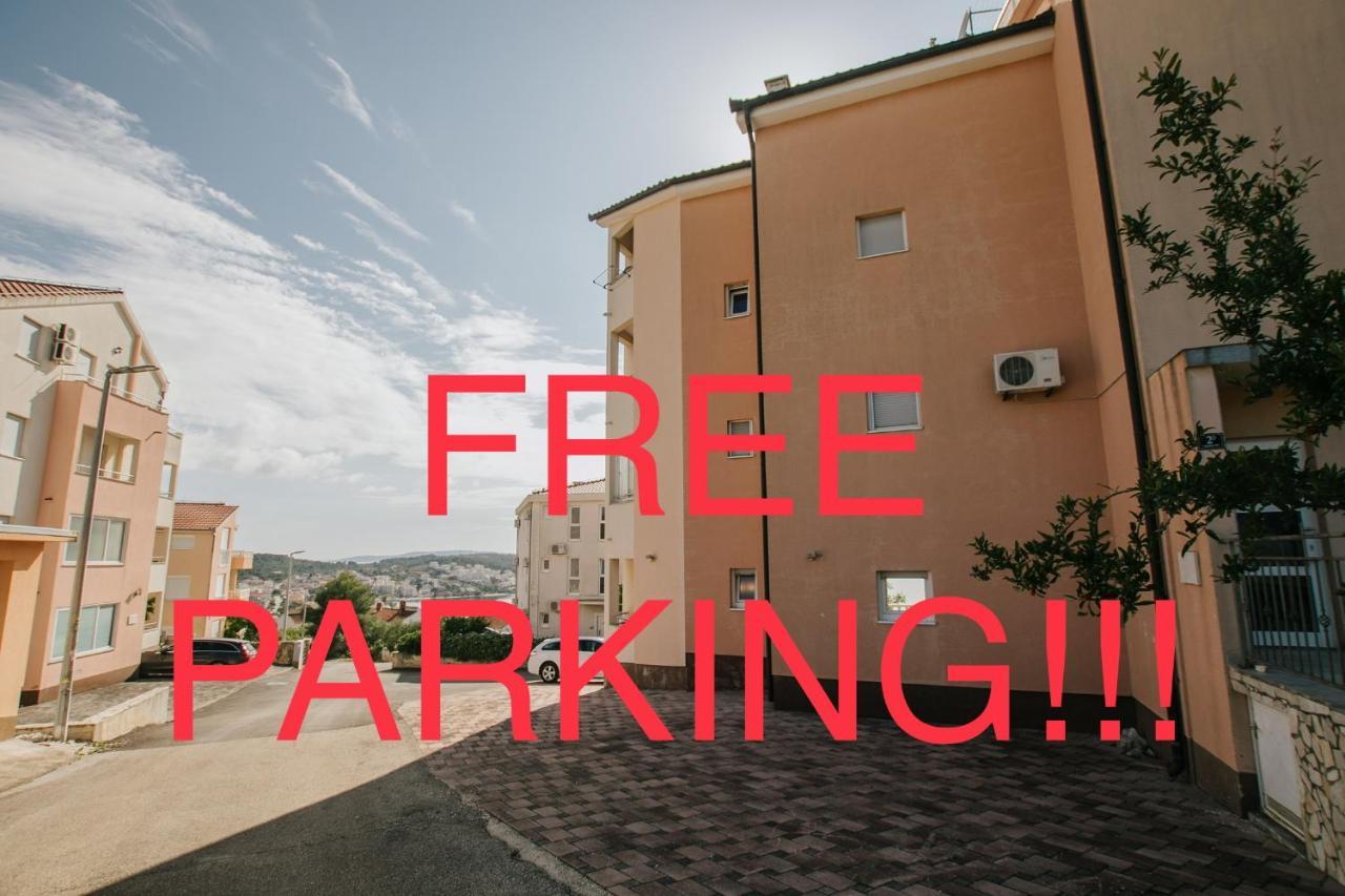 Apartman Sunny Daire Trogir Dış mekan fotoğraf